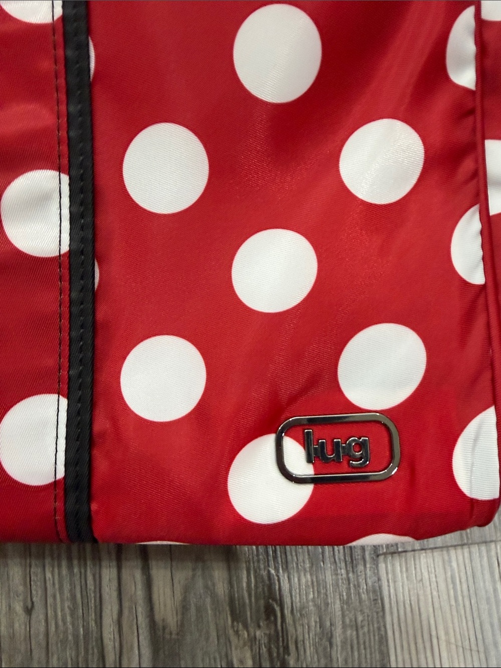LUG Disney Minnie Mouse Rover Tote Crimson Red Large Dot - Picture 4 of 8